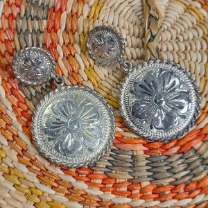 Vintage Taxco Mexico Sterling Silver Floral Etched Earrings